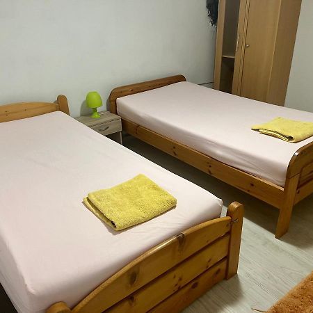 Borgholzhausen Doppelbett Zimmer Mit Gemeinschaftbad מראה חיצוני תמונה
